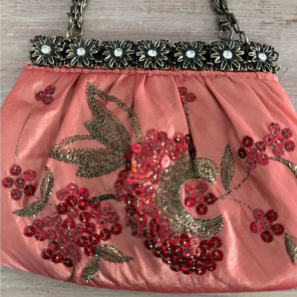 ERMO Sequin Embroidered Coral Floral Evening Clutch Bag - Picture 2 of 6